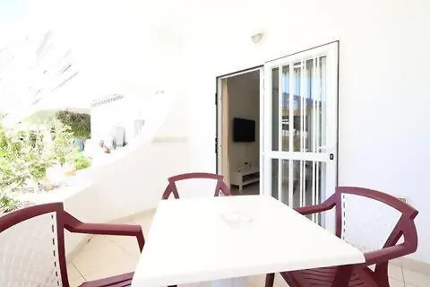 La Pinta - Club Atlantis Appartement *