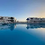 La Pinta - Club Atlantis Адехе