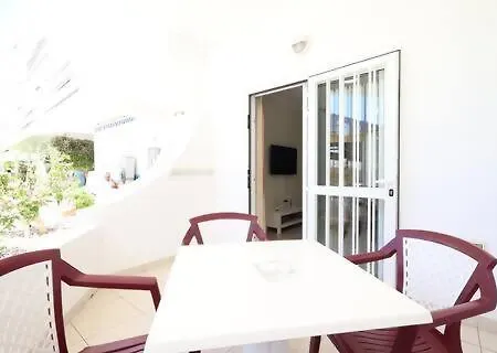 La Pinta - Club Atlantis Apartmán *